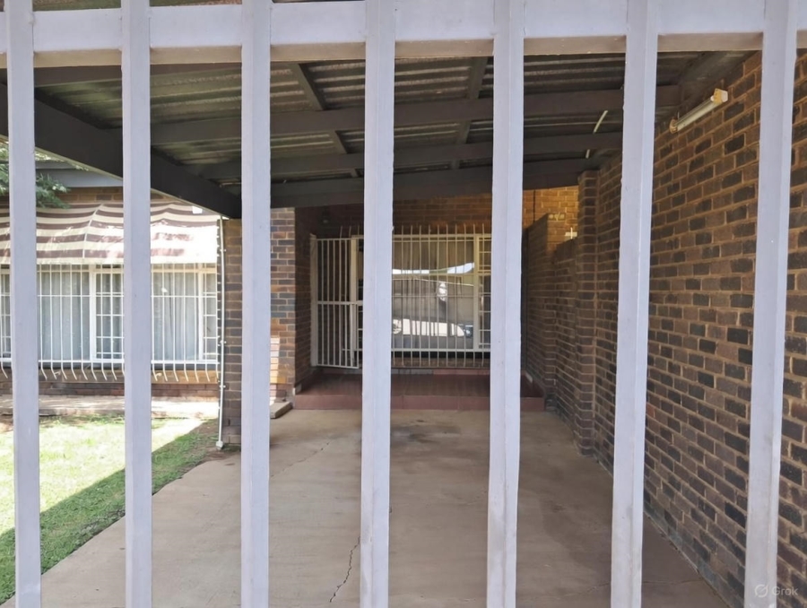 2 Bedroom Property for Sale in Reitzpark Free State